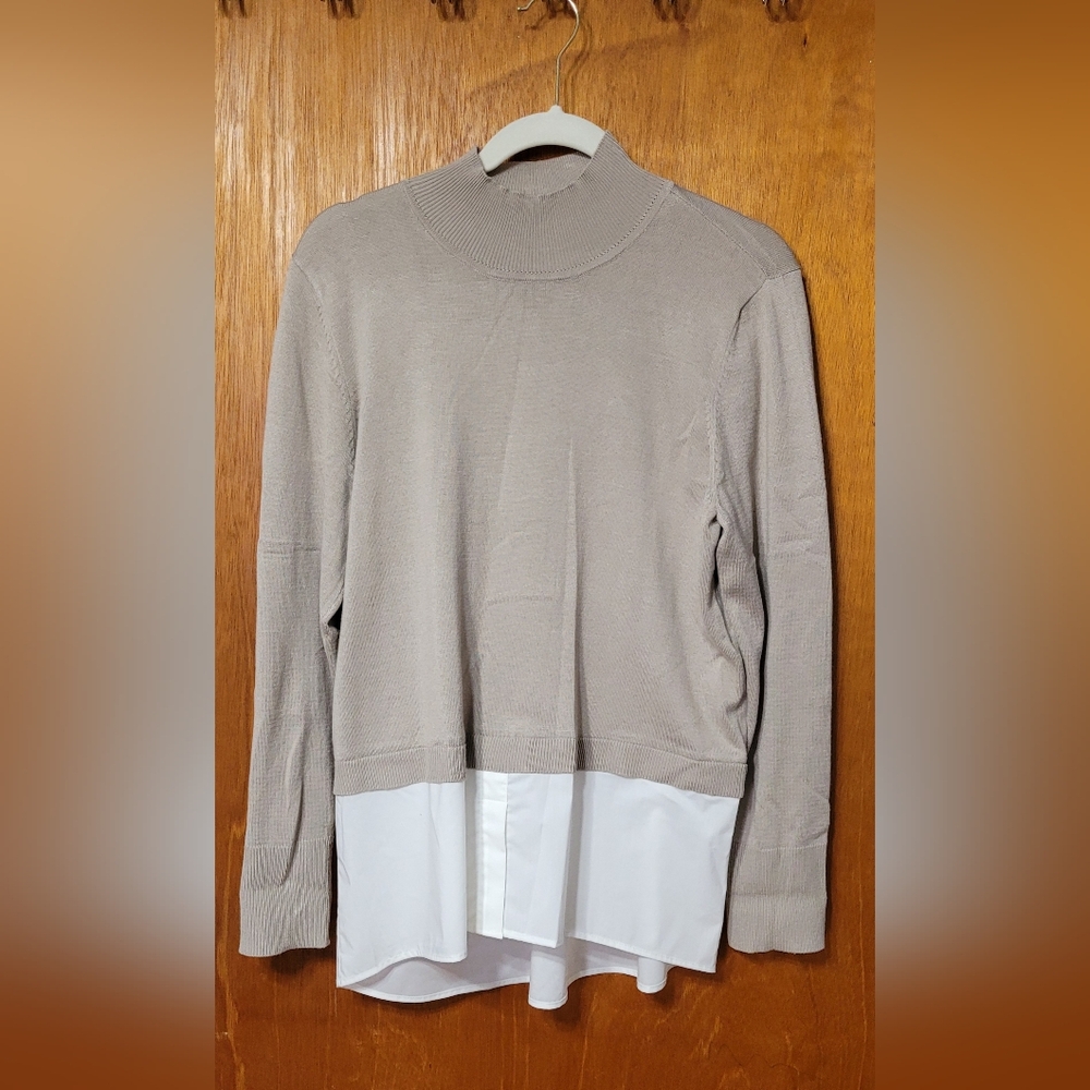Chico's Sweater Size 2 (0014)